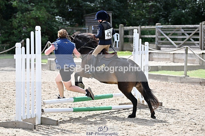 230824-131835-03383 - Round 1 Lead Rein Start to 13.50 cw