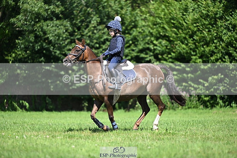 240729B-142651-02776 - Abbie's Group XC