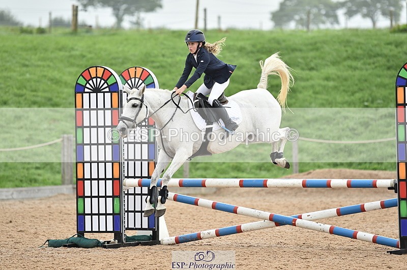 230902A-111810-00660 - Cls 2B Pony Small 80cm