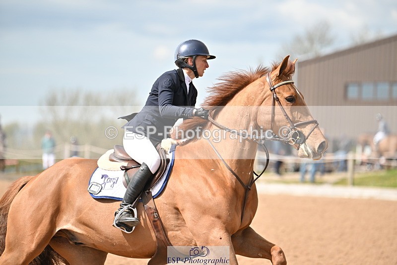 240418A-143538-04438 - Cls 9, 2 Star Big Tour 1.40m