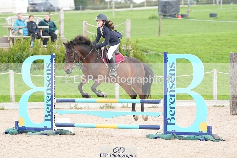 250921-144203-03709 - Cls 20 Pony 80cm Derby