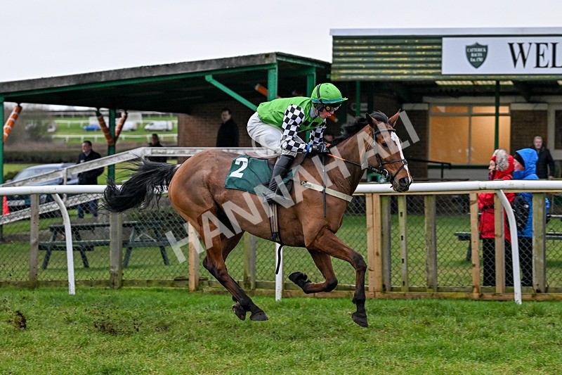 210126-Race 1-Ladronne-3300 - Race 1