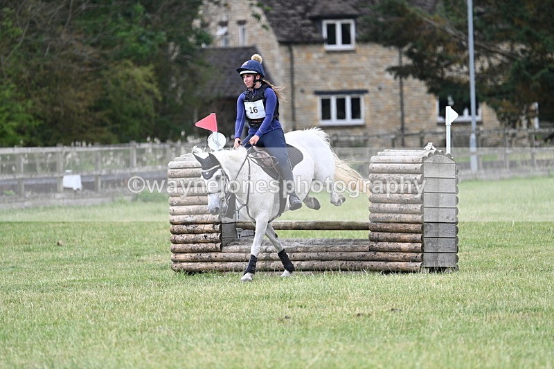 WJ7_5176 - 60cm XC Time 10:17 to 10:49