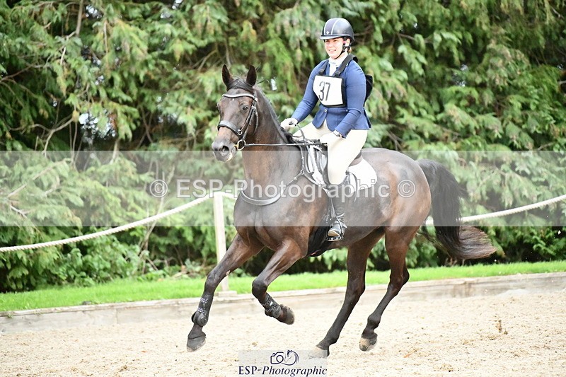 251004A-173015-02469 - Classes 12 & 13 90cm