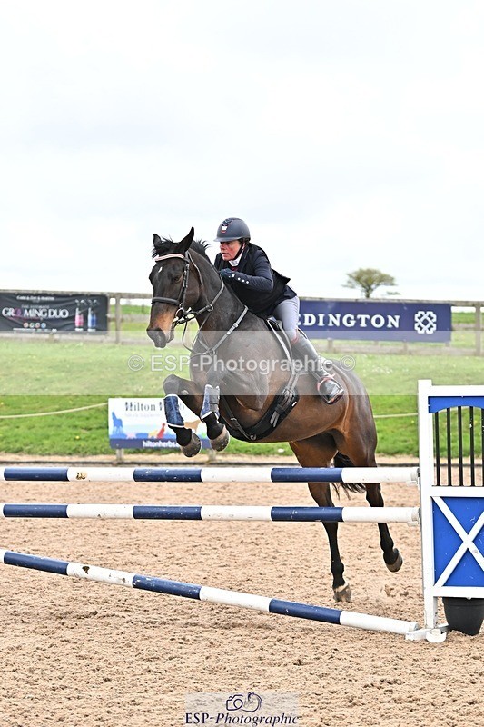 250414-120231-00778 - 1.10m Round 1