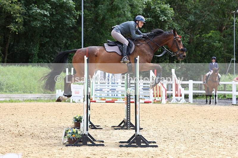 3E7A7241 - Class 7: Senior 1.05m