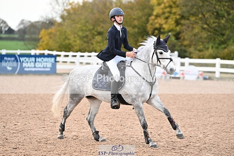 241117X-092135-03219 - Cls 05s A&B Pony Brit Nov & 80 Open