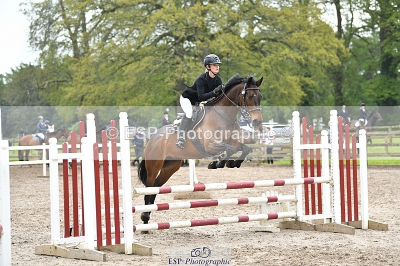 230512-093540-00345 - Cls 10 Snr 85cm Schooling