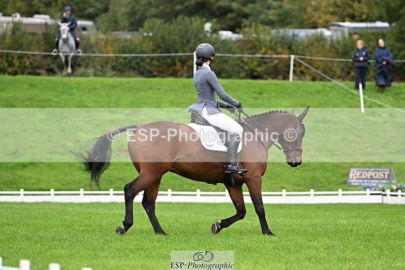 251023A-114729-03675 - G-516-Zara.Bucknell