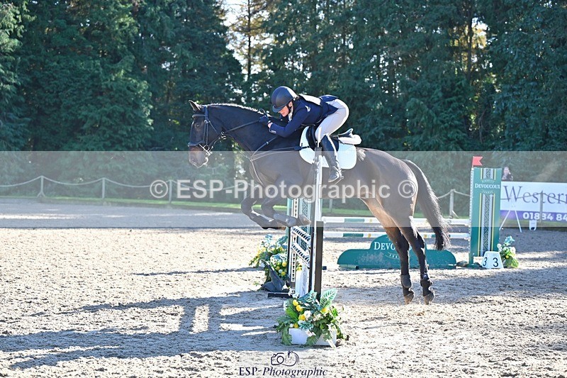241027-121000-17161 - 421-Marie.Webber-BENNY'S.DOUBLE.DIAMOND