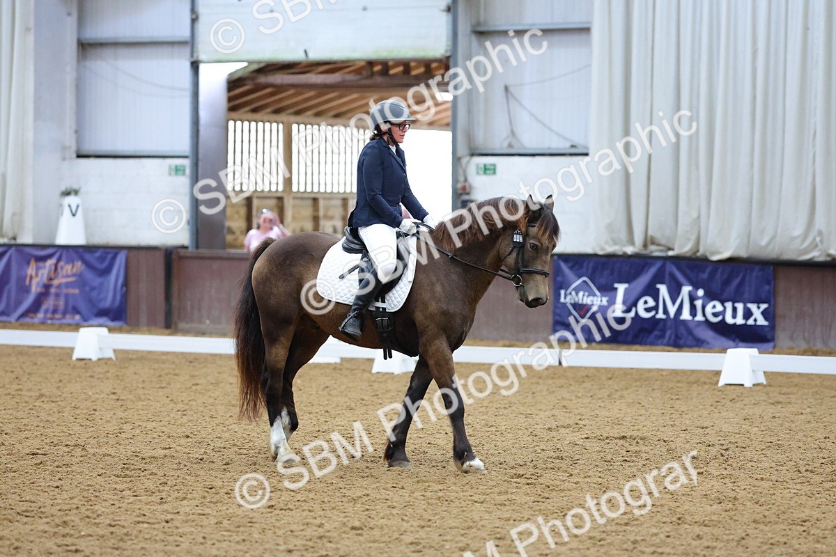 SBM_000379 - Class 2 - Intro 3 - Championship 9.54-10.50