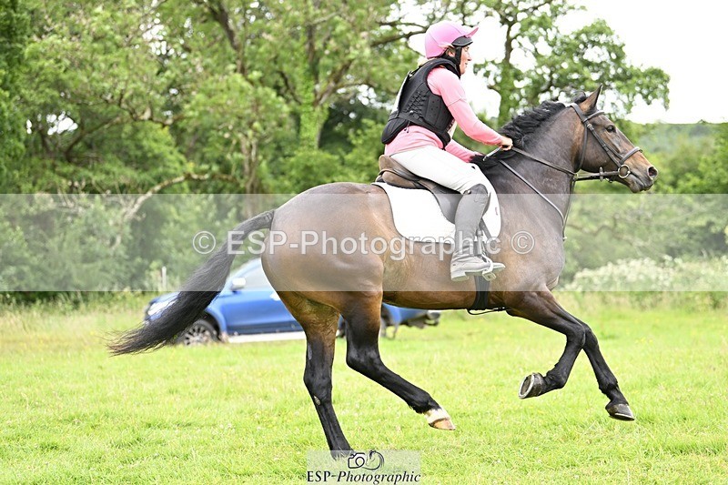 240630-154155-02758 - 711-Susan-Joy_Keeping-Penpont_Long_Tall_Sally