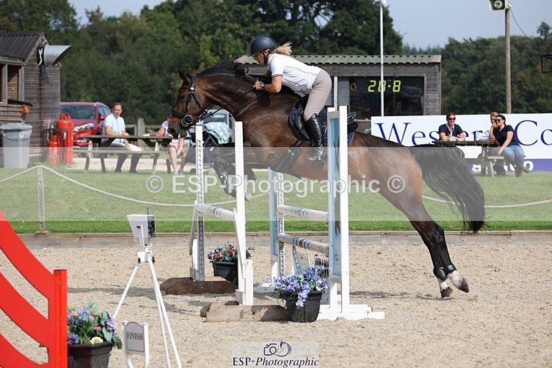 230908-110233-00711 - Cls 6 Snr British Novice & 90cm Open