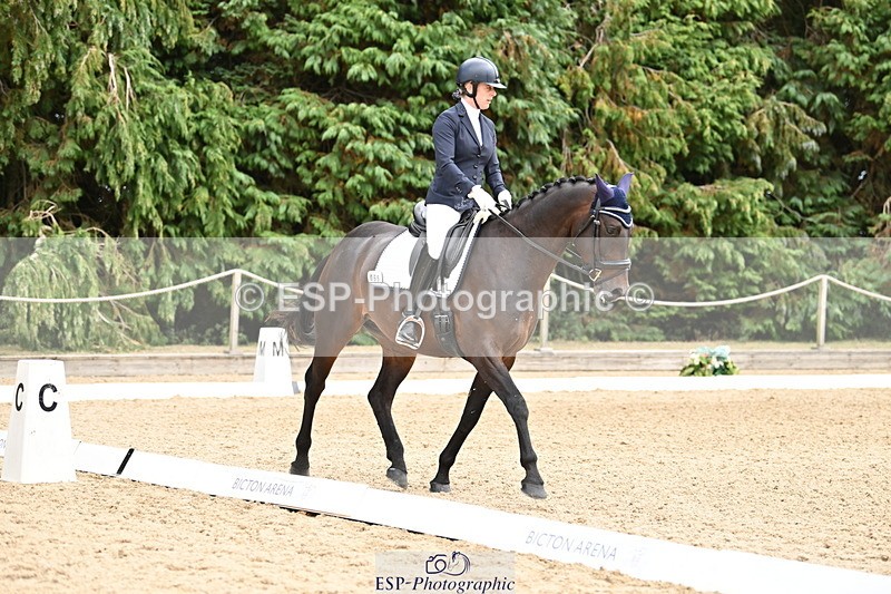 250808A-141049-00816 - 065-Jenny.Lo-VelPrince.T