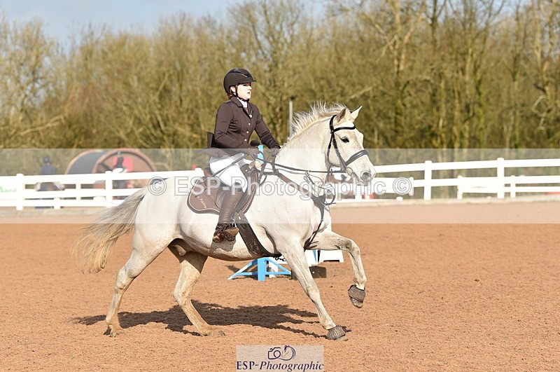 240210A-114220-01018 - Cls 8 Pony Newcomers & 1m Open