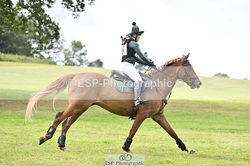 240825X-135225-34487 - 80cm XC 13.30 to 14.30