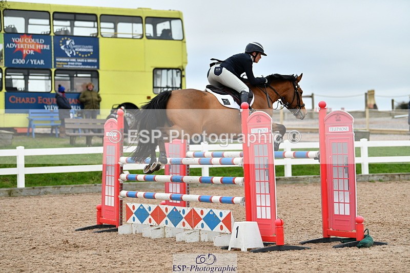 240112A-142124-01163 - Cls 6 Foxhunter and 1.20m Open
