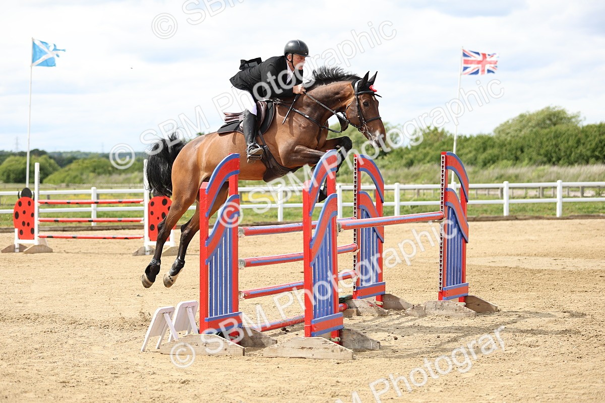 SBM_001233 - Class 5 - Senior Foxhunter - 1.20m
