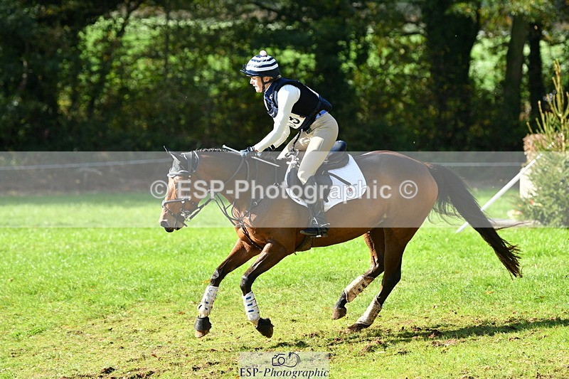 251025A-125519-19818 - F-453-Lucy.Lloyd