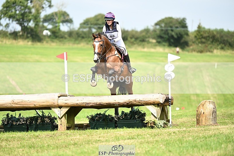 240831A-133006-02884 - 069-Darcey.Cutts-KATERINA