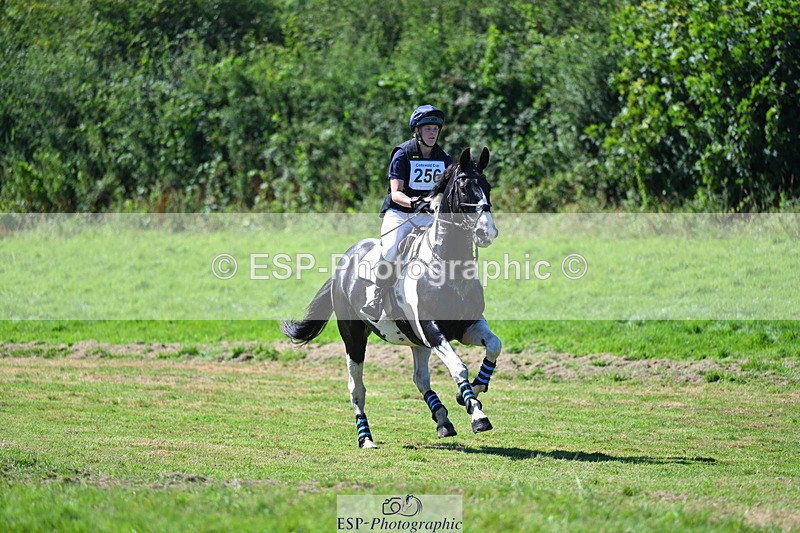 240811A-150226-05639 - 256-