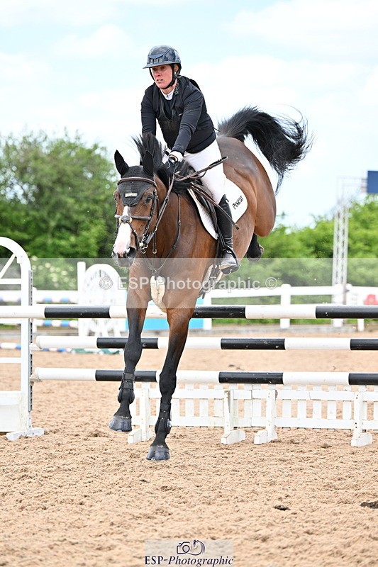 240605A-134457-00625 - Cls 3 Snr 1.05m Open