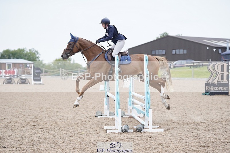 240831A-144718-04226 - 219-Julie.Milkins-R-GIUPETTE.DI.NALA