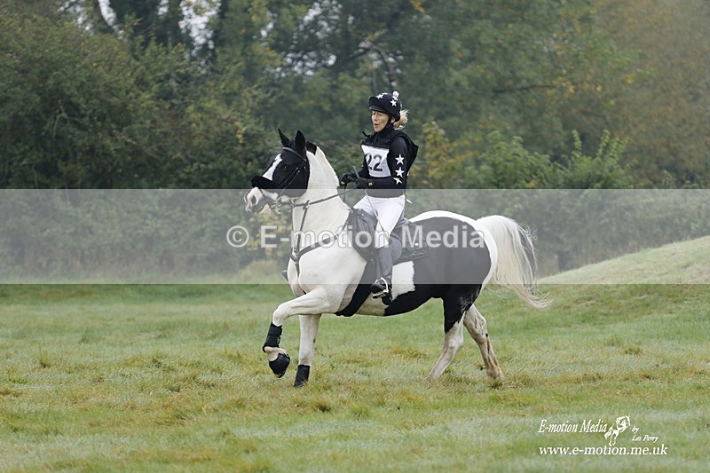 WWHT 171021 0514 - Novice Restricted (0.80m)  17/10/21
