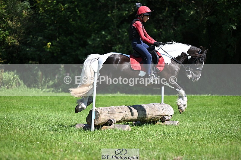 240729B-145331-02883 - Abbie's Group XC