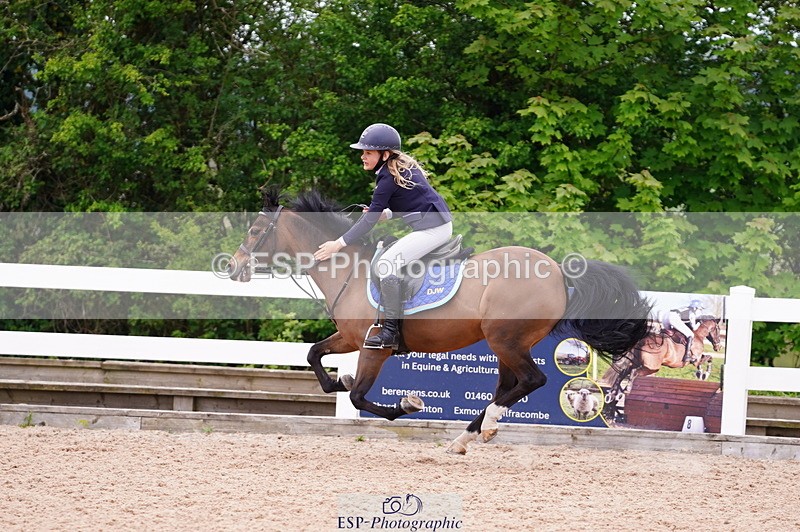 240506A-141612-09469 - Cls 17 Club 60cm