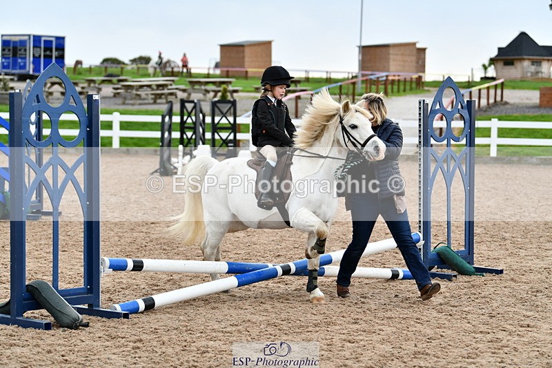 241013B-085401-00051 - Cls 1 Clear Round