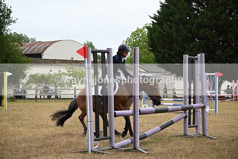 WJ6_0473 - Class 14 Intermediate Jumping 75cm