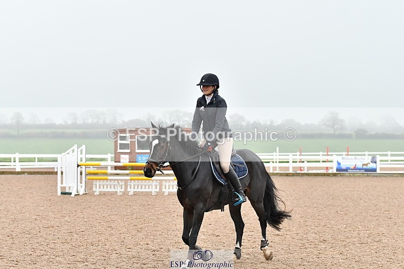 231112A-105402-03480 - Cls 17 Blue Chip Novice Winter Qualifier