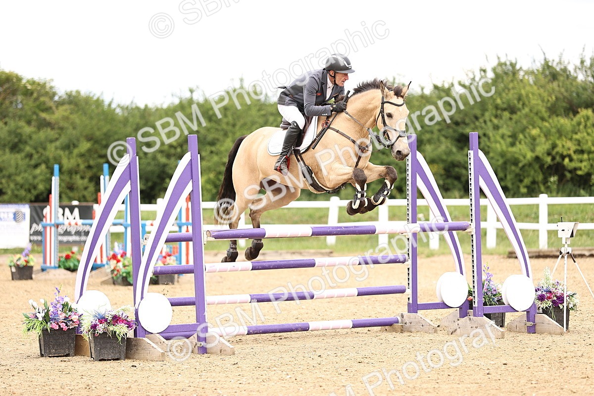 SBM_007690 - Class 19 - Senior Newcomers - 1.10m