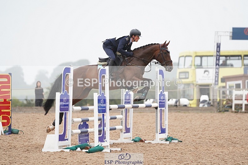 240901A-120328-06768 - 318-Felix.Etzel-FRED