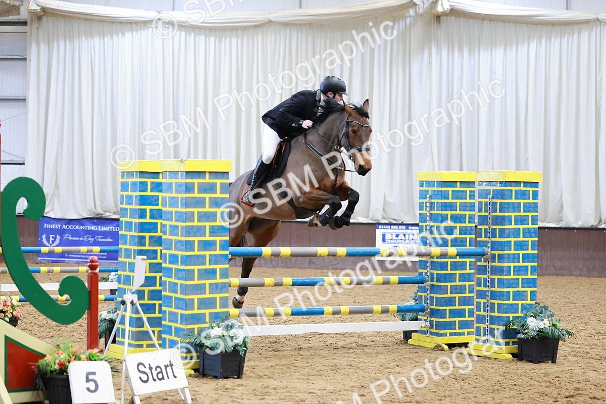 SBM_003829 - Class 11 - Senior Newcomers/ 1.10m Open