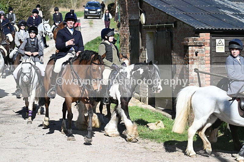 WJ7_9733 - Home for hunt tea !