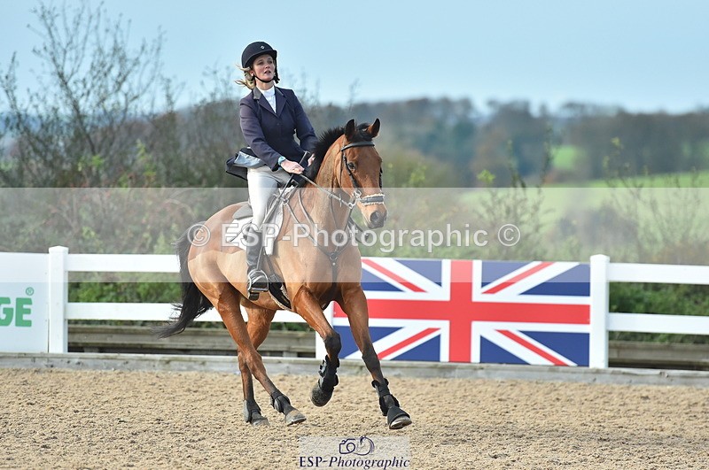 231111A-114144-01735 - Cls 11 Snr 1.05m Open