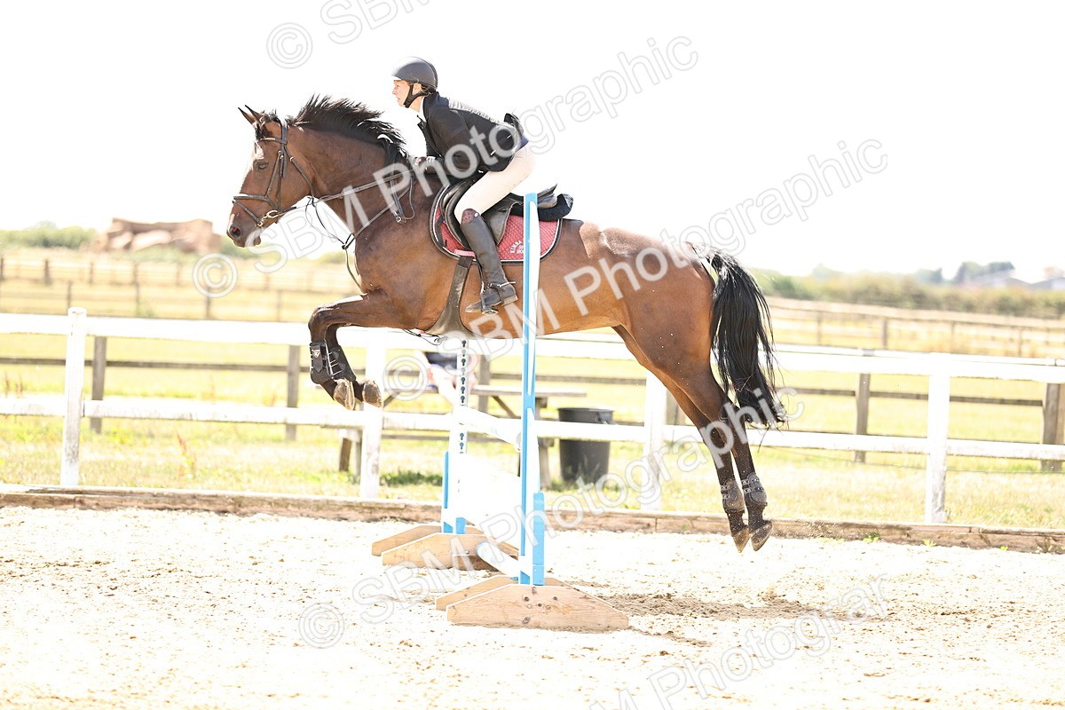 SBM_004409 - Class 3 -  Senior British Novice - 90m Open