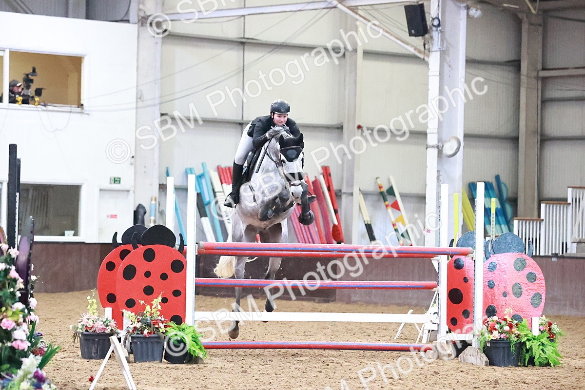SBM_003053 - Class 11 - Senior Foxhunter 1.20m