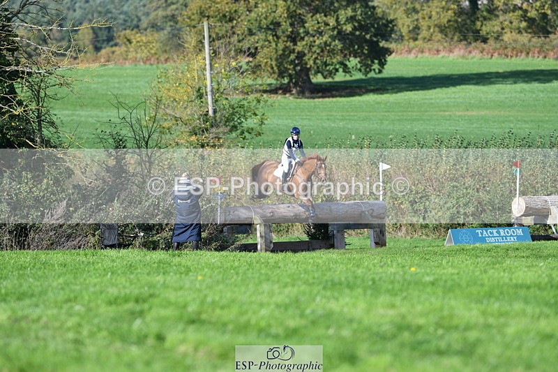 251024A-121801-09249 - B-127-Jessica.McCaldin