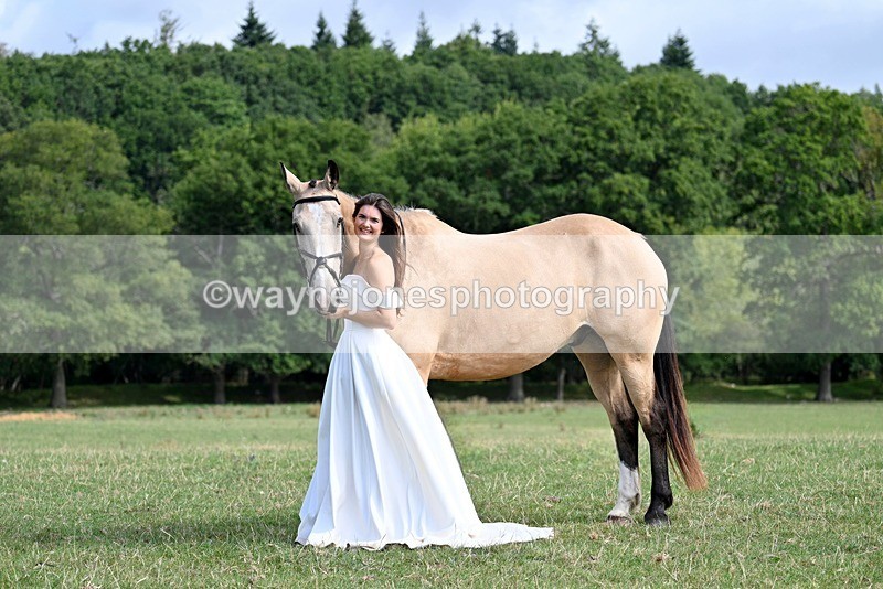 WJ7_6299 - Zoe & Fred Wedding Dress Shoot 09-08-25