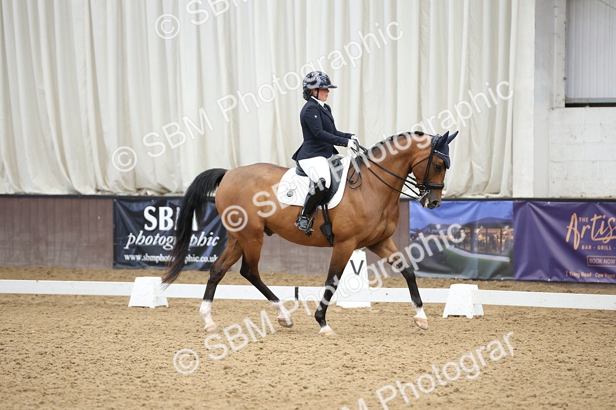 SBM_004043 - Class 8 - Advanced Medium 6 Silver