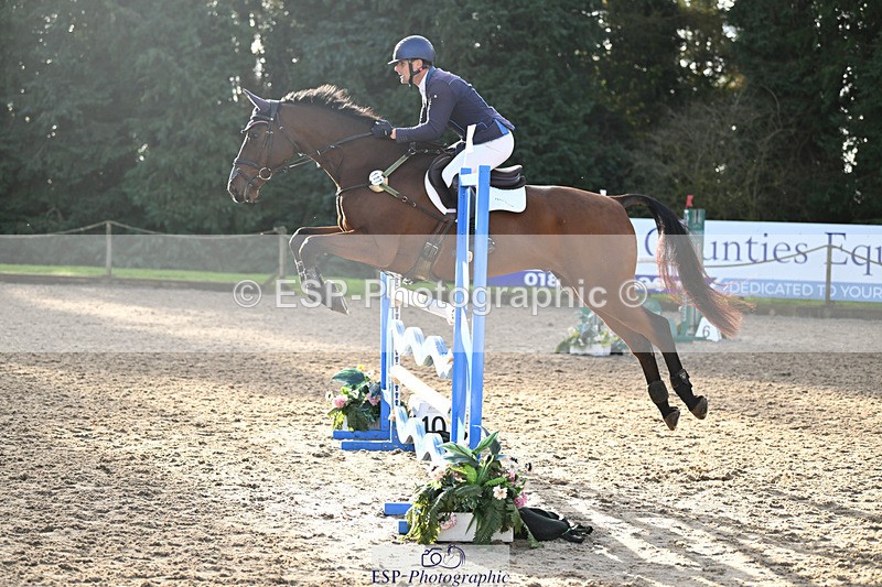 241025-100011-05259 - 127-Alexander.Bragg-STARSTRUCK.III