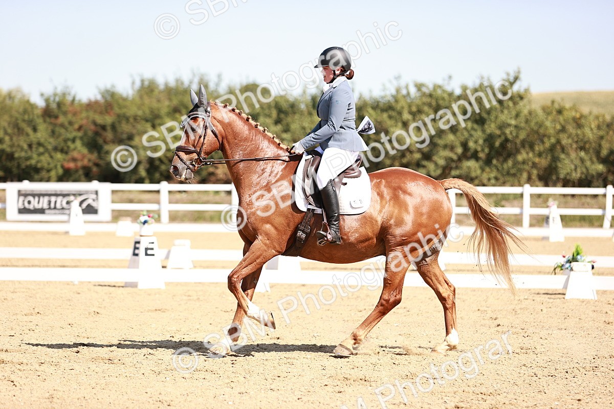 SBM_004539 - Class 12 - Novice 5 - 10.31-11.41