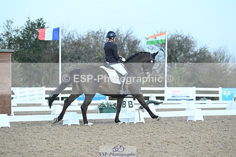250403-082214-00347 - 018-Louise.Davison-Quamperfect