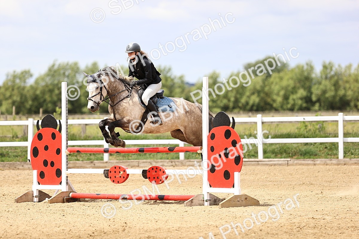 SBM_007911 - Class 3 - 90cm showjumping