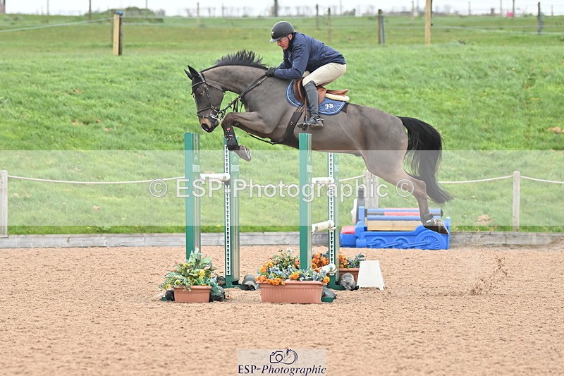 240405A-151404-02234 - Cls 6 National 1.40m Open