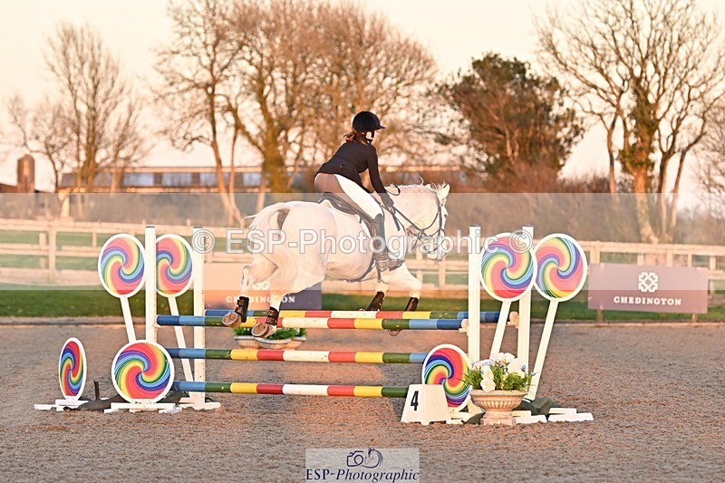 250401-193133-01035 - 100cm Cl;asses