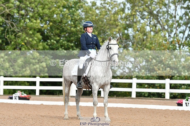 250906-091800-00298 - 091-Jenny.FolmanPluto.Barbana